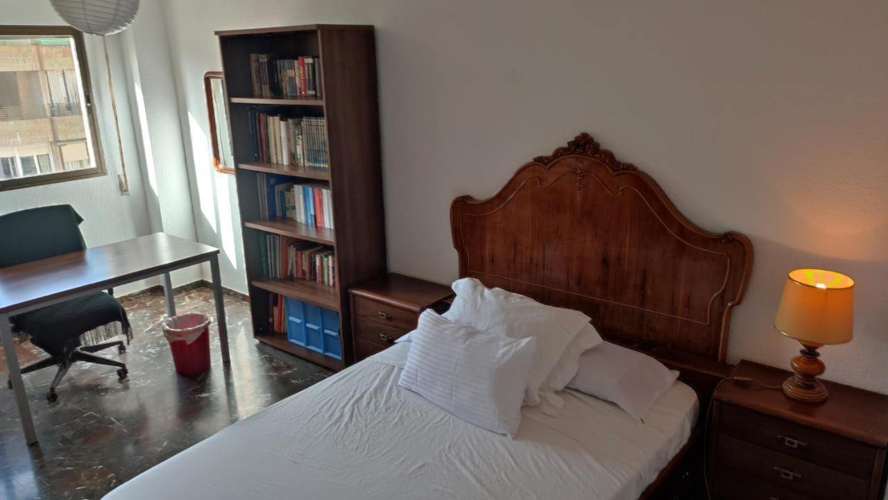 Habitacion Amplia Con Vistas Granada Exterior photo